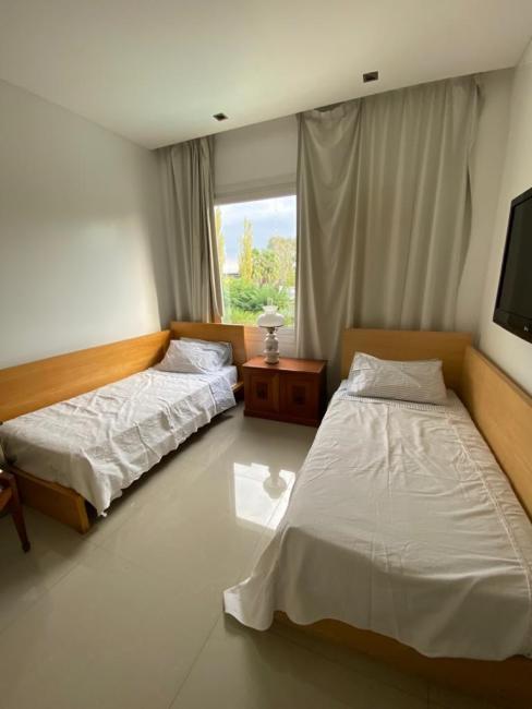 Casa 4 dormitorios en venta en La Lomada, Pilar