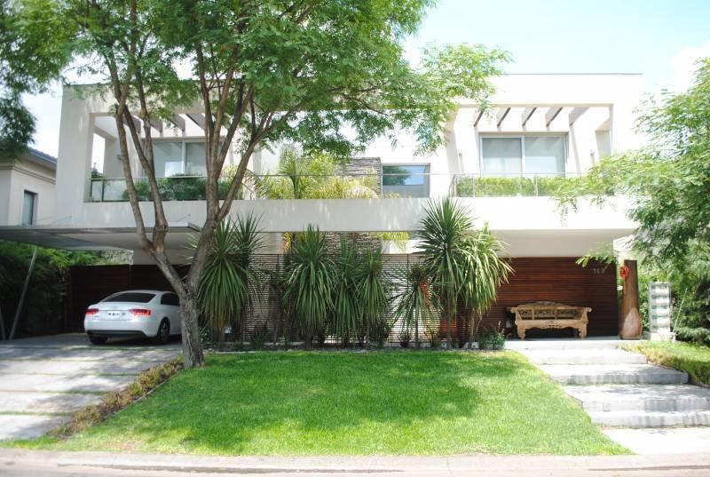 Casa 6 dormitorios en venta en Santa Barbara, Tigre
