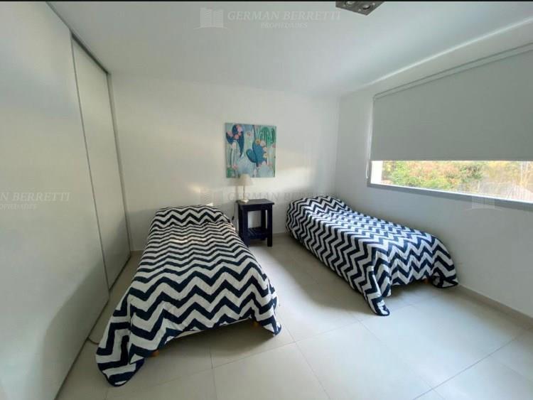 Casa 4 dormitorios en venta en Maritimo II, Costa Esmeralda