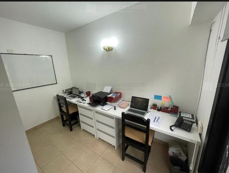 Departamento 2 dormitorios en venta en Adrogue, Almirante Brown