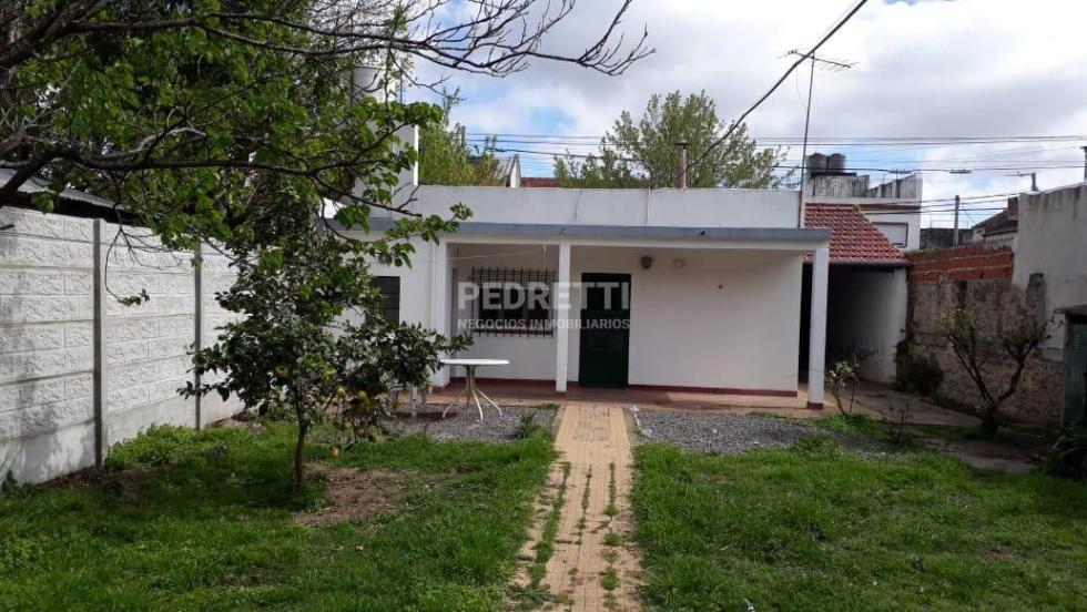 Casa 2 dormitorios en venta en Llavallol, Lomas de Zamora