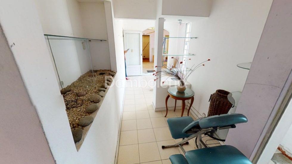 Casa 3 dormitorios en venta en Liniers, Ciudad de Buenos Aires