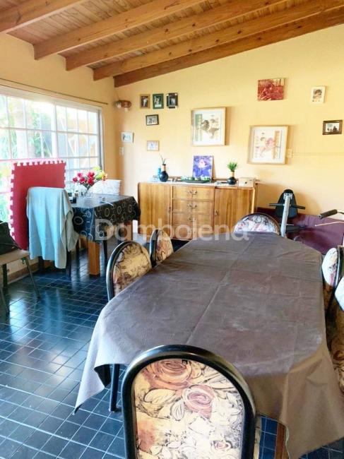 Casa 5 dormitorios en venta en Paso del Rey, Moreno