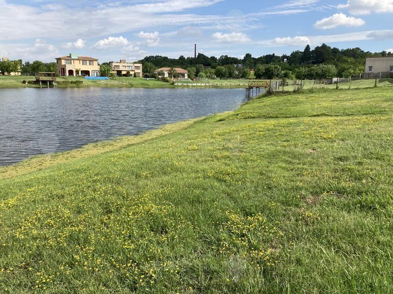 Terreno en venta en El Cazal, Escobar