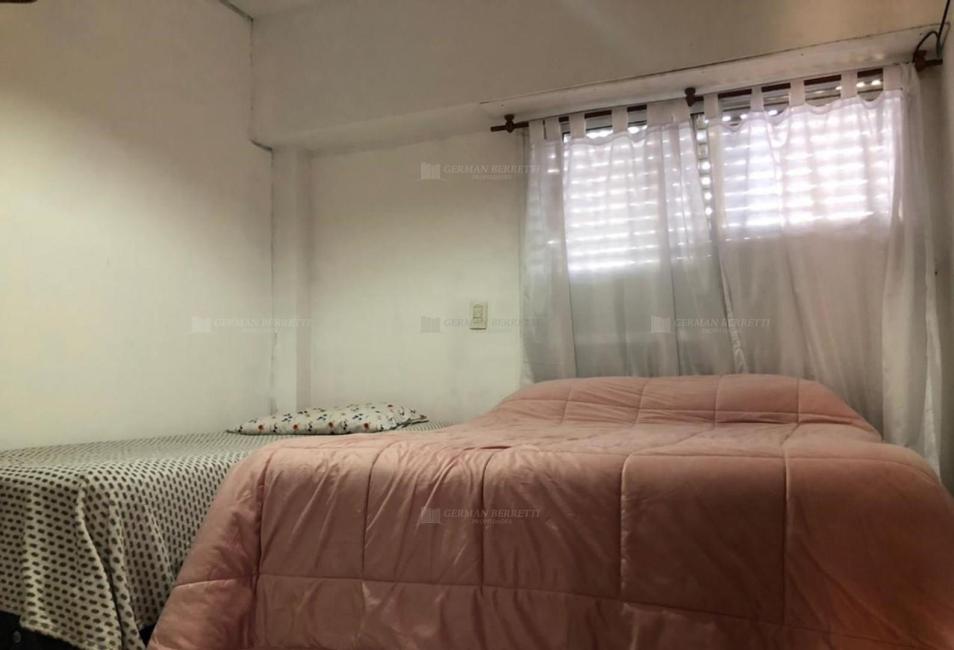 Departamento 2 dormitorios en venta en Lanus Oeste, Lanus