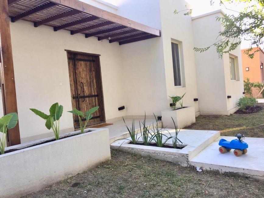 Casa en alquiler temporario en La Comarca, Tigre