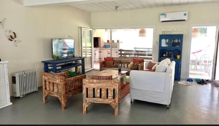 Casa 4 dormitorios en alquiler temporario en Senderos II, Costa Esmeralda