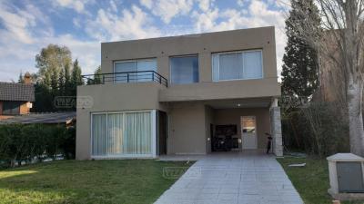 Casa en alquiler en Banco Provincia, Moreno