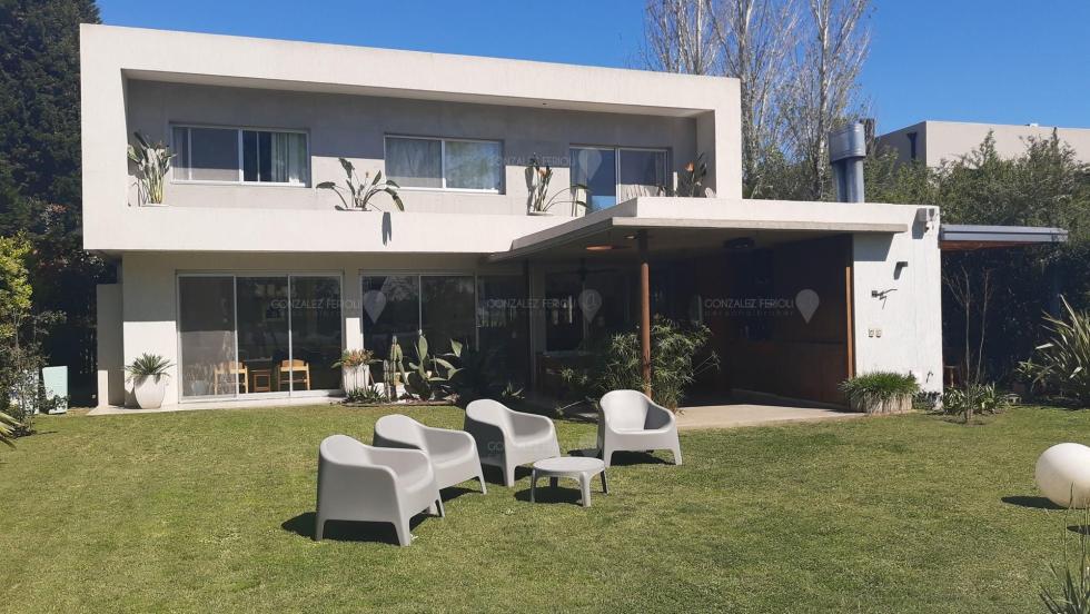 Casa en venta en San Isidro Labrador, Villanueva