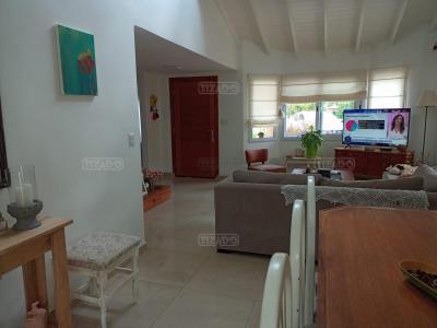 Casa 3 dormitorios en venta en Francisco Álvarez, Moreno