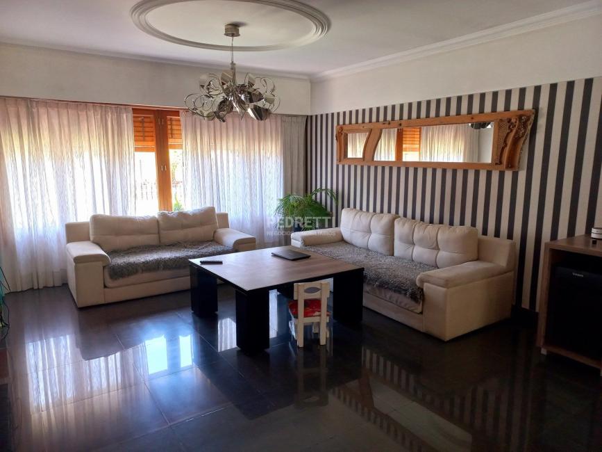 Casa 5 dormitorios en venta en Monte Grande, Esteban Echeverria