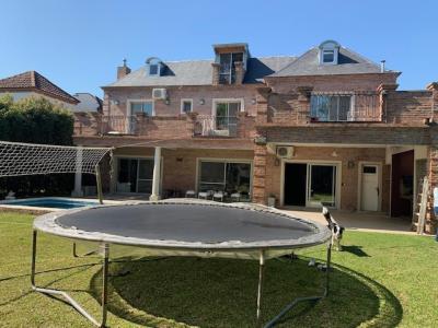 Casa 5 dormitorios en alquiler temporario en Rincon de Milberg, Tigre