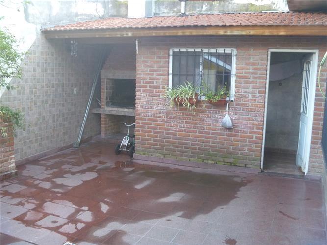 Casa 3 dormitorios en venta en Sarandi, Avellaneda
