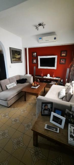 Casa 3 dormitorios en venta en Avellaneda