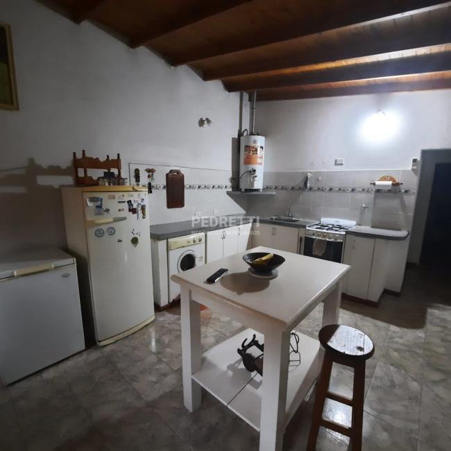 Casa 2 dormitorios en venta en Vicente Casares, Cañuelas