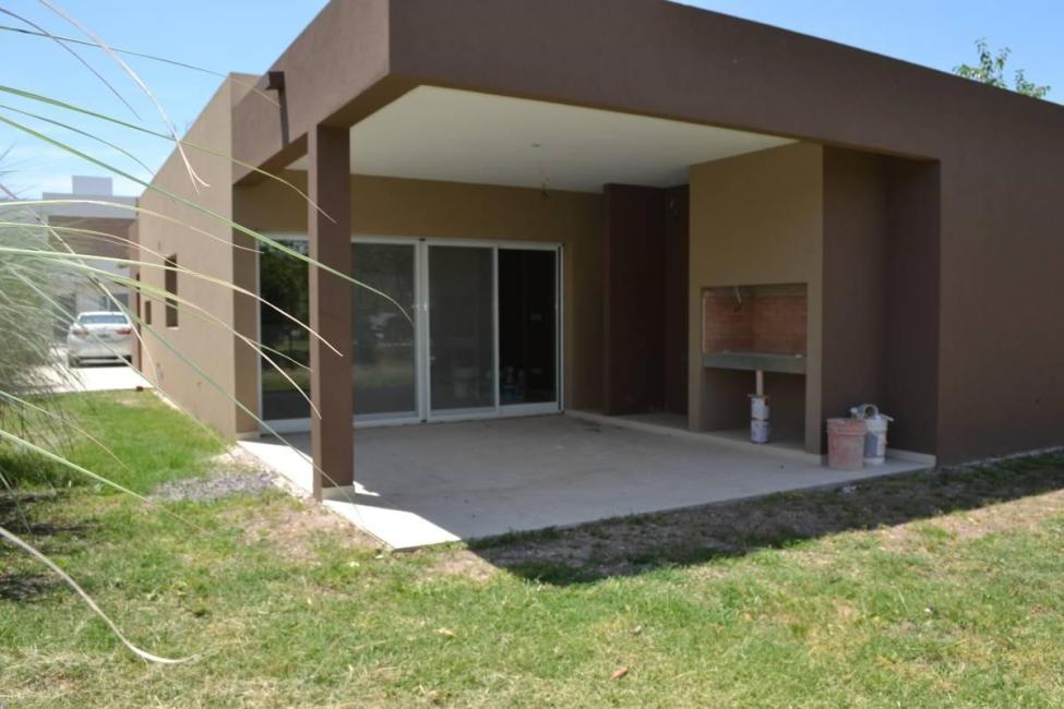 Casa en venta en Los Robles, La Cañada de Pilar