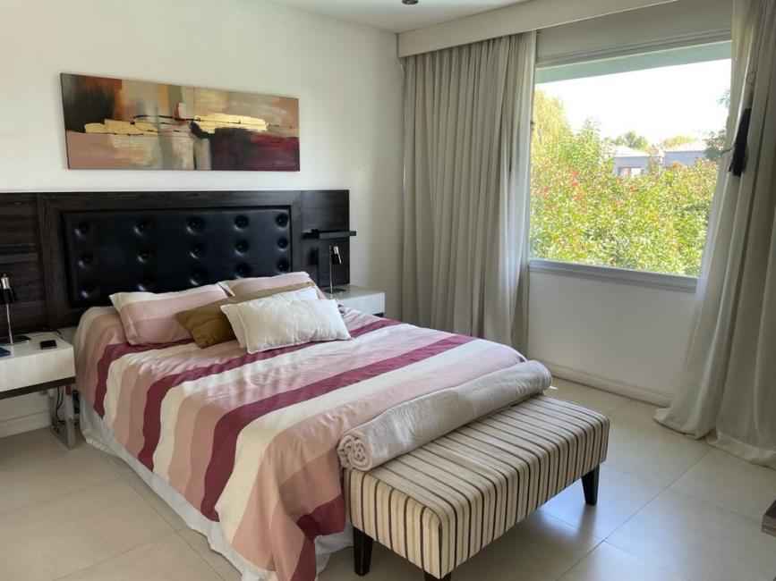 Casa 4 dormitorios en venta en Saint Matthew´s, Pilar