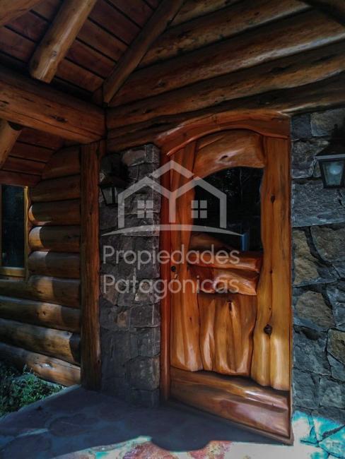 Casa 3 dormitorios en alquiler temporario en Peninsula San Pedro, Bariloche