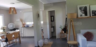 Casa 3 dormitorios en alquiler en Francisco Álvarez, Moreno