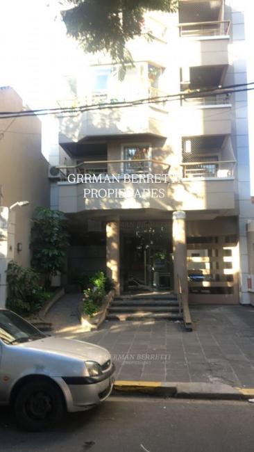 Departamento 2 dormitorios en venta en Lanus Este, Lanus