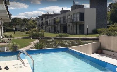Departamento en venta en Solar Azul, Pilar