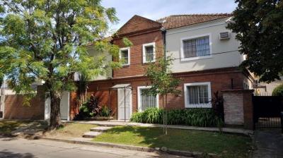 Casa 3 dormitorios en venta en Boulogne Sur Mer, San Isidro