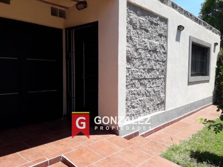 Casa 1 dormitorios en venta en Manzanares, Pilar