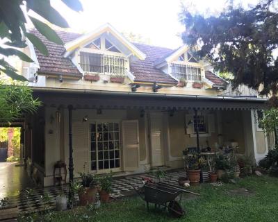 Casa 4 dormitorios en venta en Victoria, San Fernando