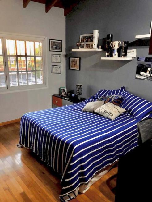 Casa 5 dormitorios en venta en Quilmes