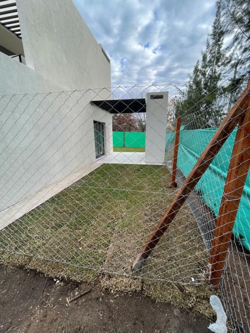 Casa 2 dormitorios en venta en Benavidez, Tigre