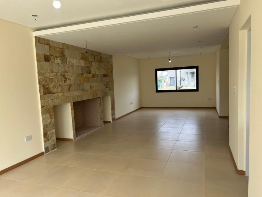 Casa 3 dormitorios en venta en La Cañada de Pilar, Pilar