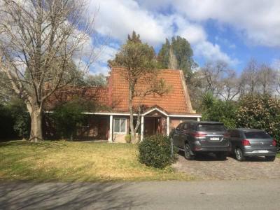 Casa 4 dormitorios en venta en Highland Park CC, Pilar