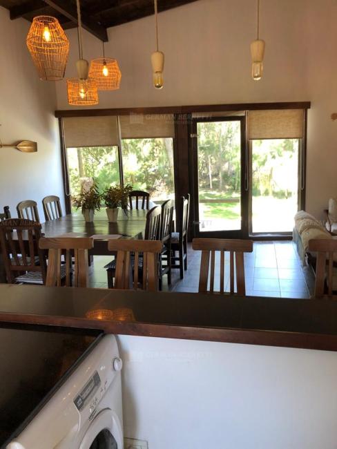 Casa 3 dormitorios en alquiler temporario en Residencial I, Costa Esmeralda