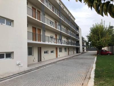 Departamento 1 dormitorios en venta en Saravi Village, Pilar
