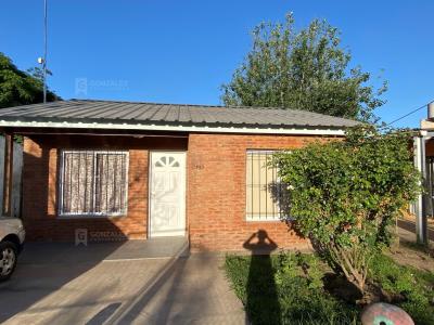 Casa 2 dormitorios en venta en Lujan