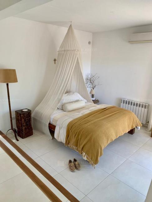 Casa 5 dormitorios en alquiler temporario en Residencial I, Costa Esmeralda