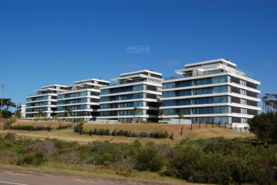 Departamento 3 dormitorios en alquiler en Punta del Este, Punta del Este