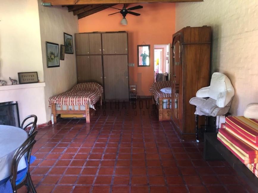 Casa 2 dormitorios en alquiler temporario en Barrio Parque Los Pinos, Exaltacion de la Cruz