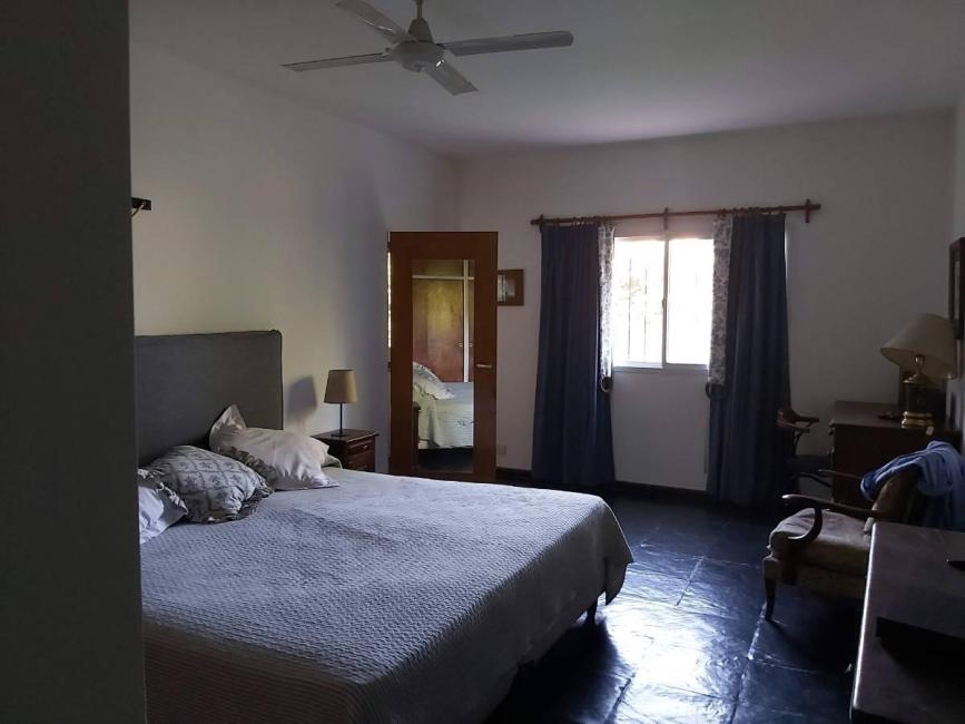 Casa 6 dormitorios en venta en Don Torcuato, Tigre