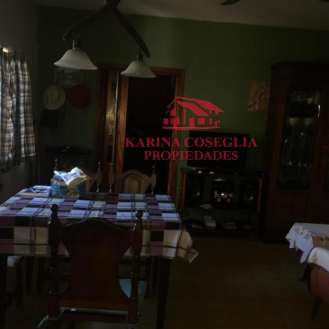 Casa 6 dormitorios en venta en Bella Vista, San Miguel