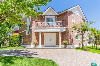 Casa 3 dormitorios en venta en General Pacheco, Tigre