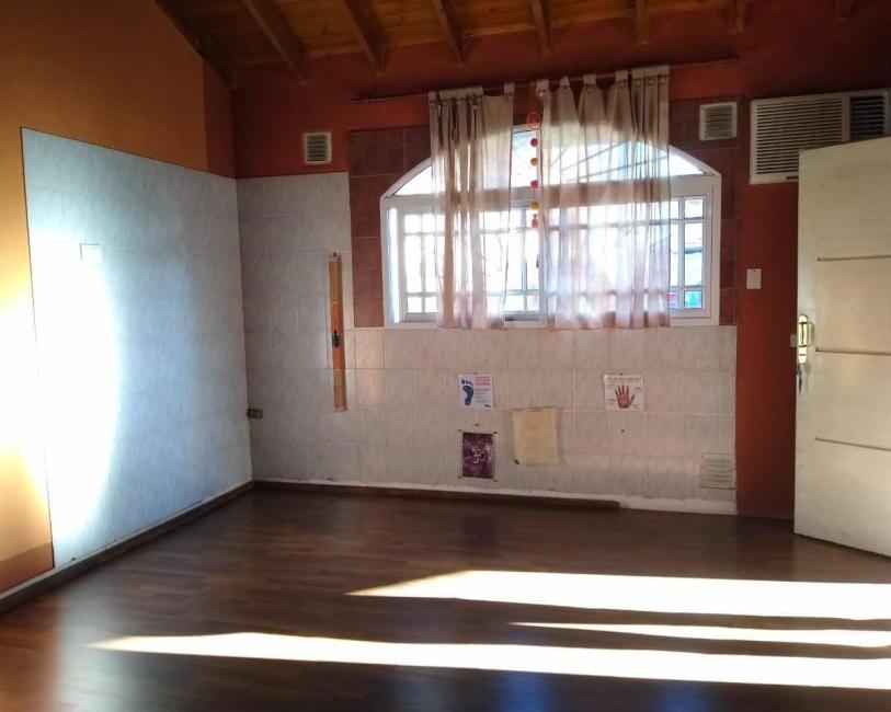 Casa 5 dormitorios en venta en Berazategui Oeste, Berazategui