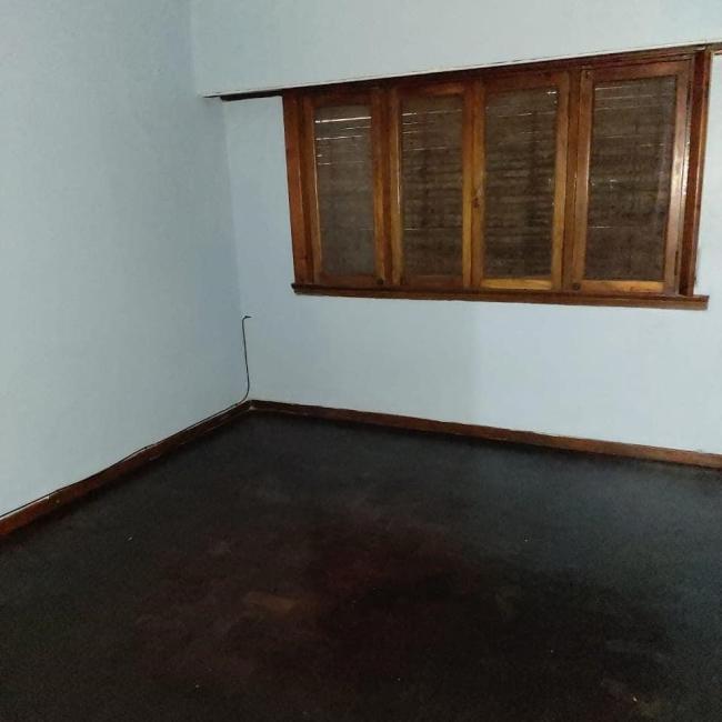 Casa 3 dormitorios en venta en Ezpeleta Este, Quilmes