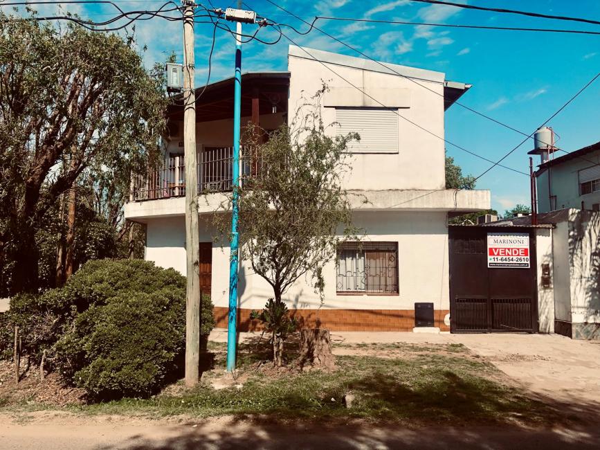 Casa 4 dormitorios en venta en Garin, Escobar