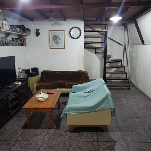 Casa 4 dormitorios en venta en Parque Leloir, Ituzaingo