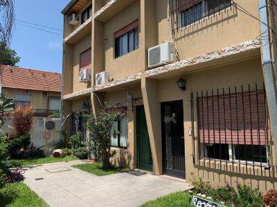 Casa 4 dormitorios en venta en Carapachay, Vicente Lopez