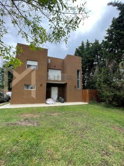 Casa 4 dormitorios en venta en Garin, Escobar