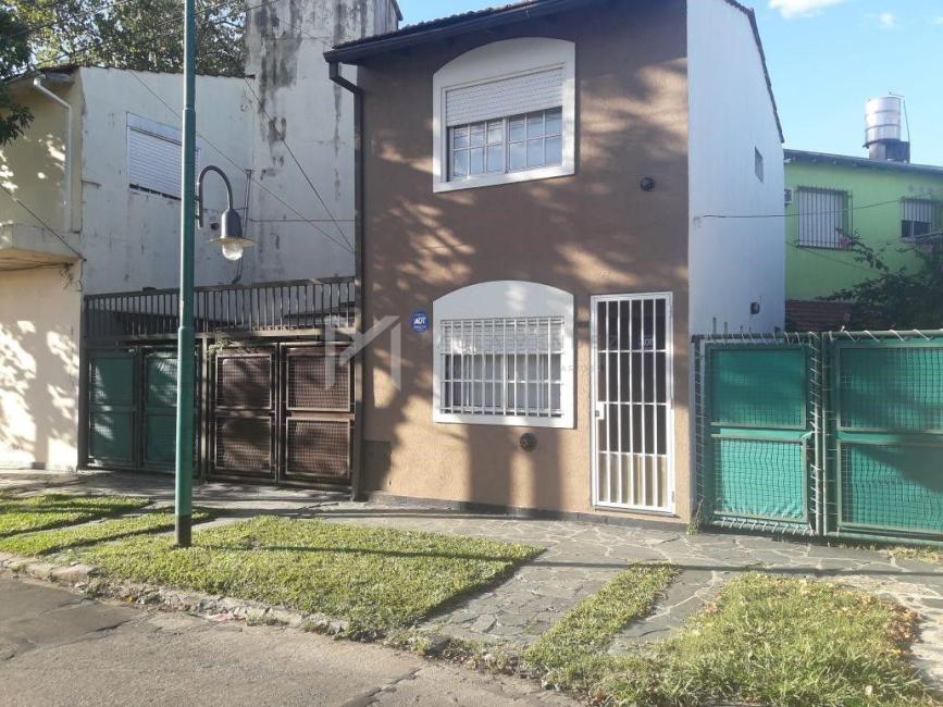 Casa 2 dormitorios en venta en Carapachay, Vicente Lopez