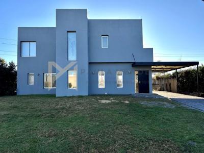 Casa 4 dormitorios en venta en Villanueva, Tigre