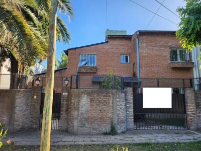 Casa 3 dormitorios en venta en Villa Gobernador Udaondo, Ituzaingo